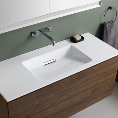 Lavabo per mobile sottolavabo Geberit ONE con superficie da appoggio laterale Lavabo per mobile sottolavabo Geberit ONE con superficie da appoggio laterale