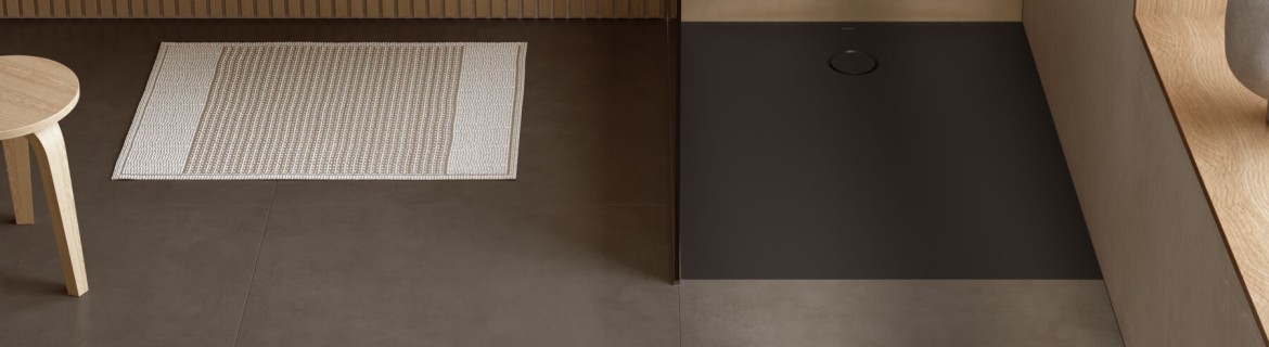 Geberit Badezimmer mit bodenebener Dusche CleanFloor30 in der Farbe graphit