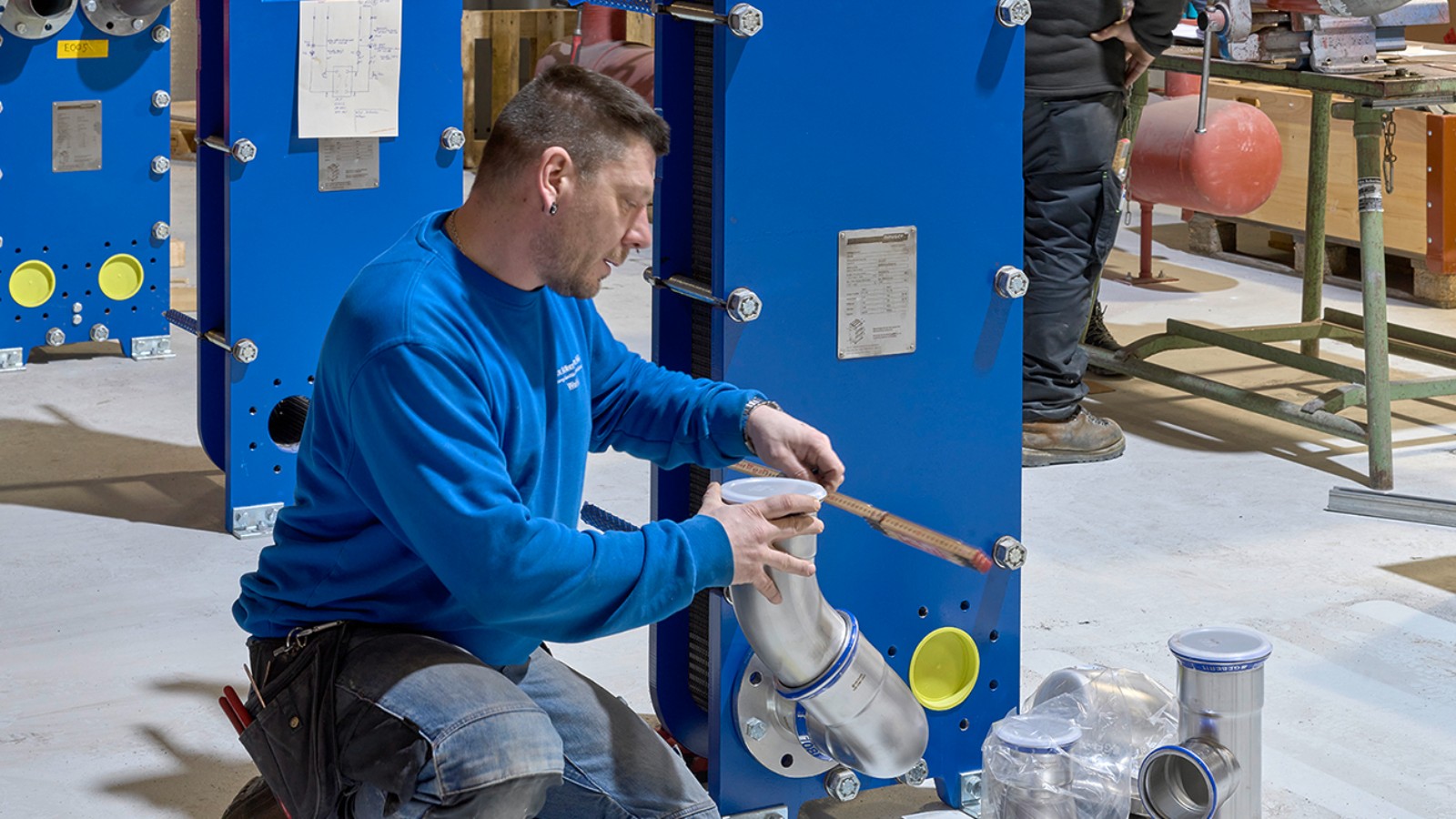 Alle Geberit Mapress Edelstahl Fittings sind durch einen Schutzstopfen vor Verunreinigungen geschützt. (© Ben Huggler) Alle Geberit Mapress Edelstahl Fittings sind durch einen Schutzstopfen vor Verunreinigungen geschützt. (© Ben Huggler)