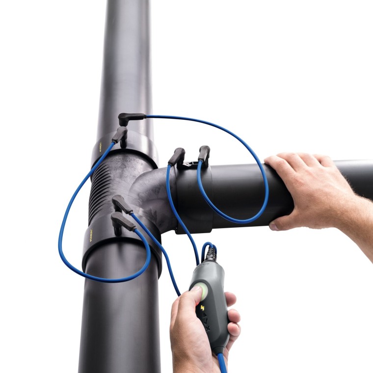 Sicher dicht – Kraftschlüssiges verbinden mit der Elektroschweissmuffe Sicher dicht – Kraftschlüssiges verbinden mit der Elektroschweissmuffe