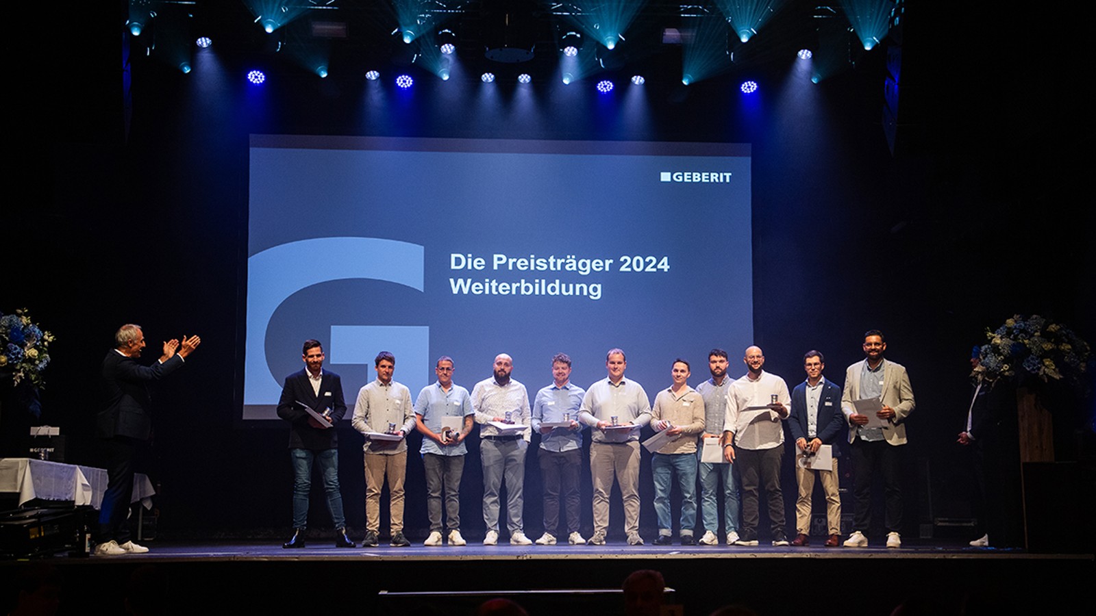Geberit Preis 2024 Gruppenbild Absolvierende Weiterbildung (© Seraina Boner) Geberit Preis 2024 Gruppenbild Absolvierende Weiterbildung (© Seraina Boner)