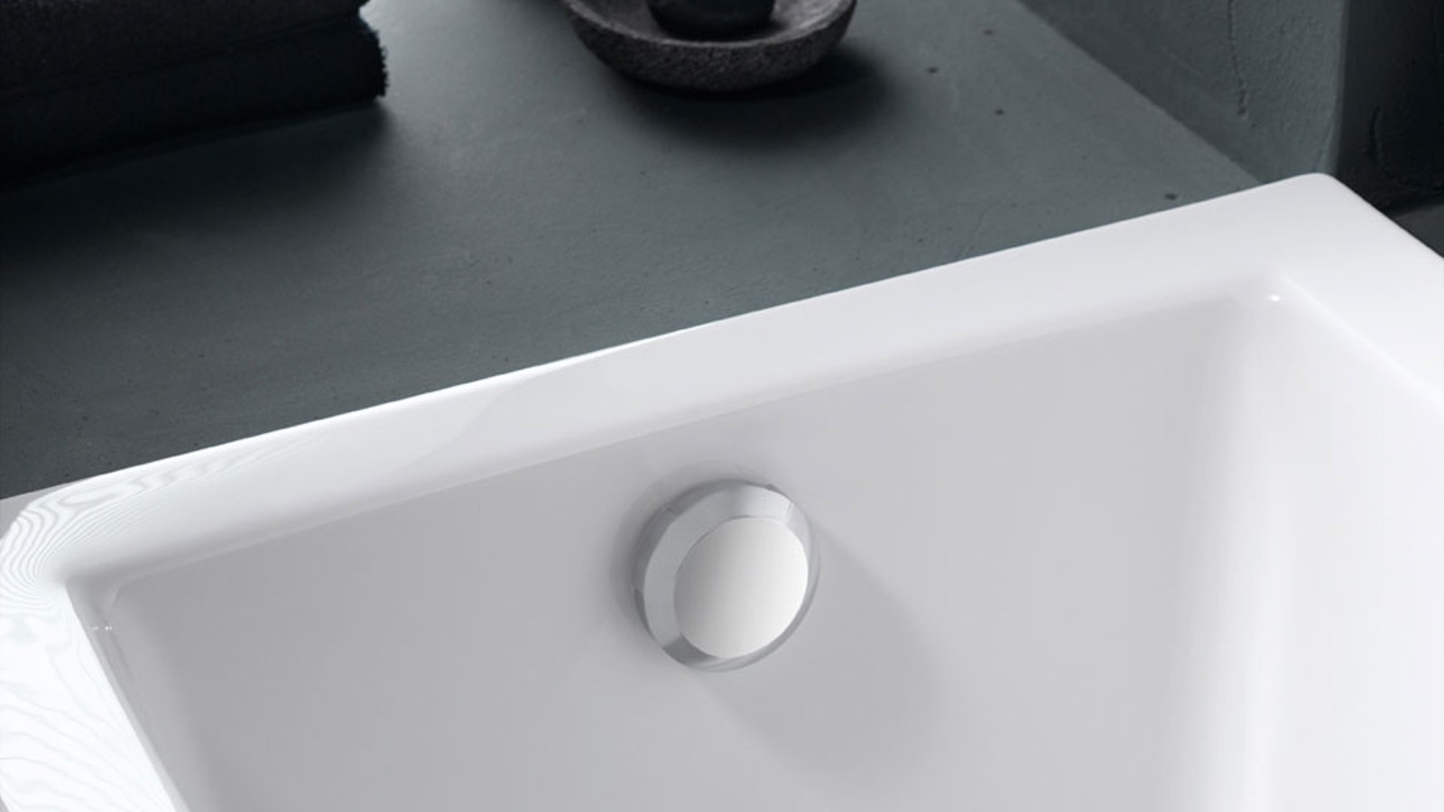 Geberit Badewannenüberlauf mit Drehbetätigung Geberit Badewannenüberlauf mit Drehbetätigung