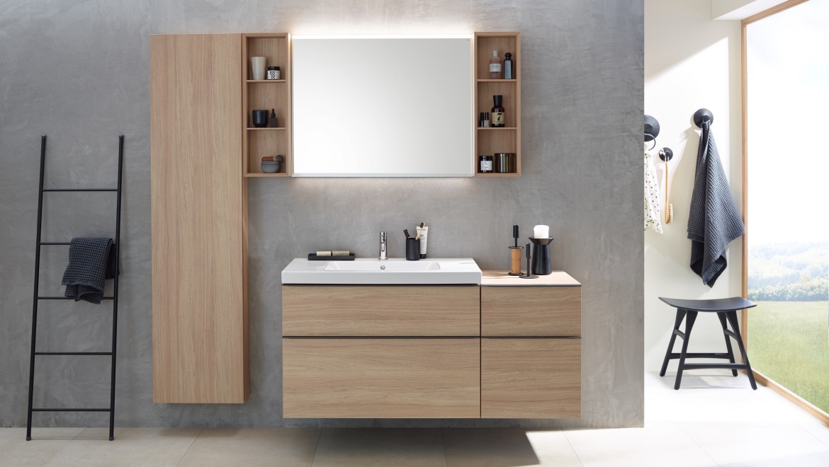 Zona lavabo con mobili da bagno della serie iCon di Geberit