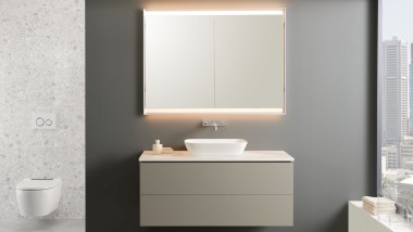 Lavabo da appoggio Geberit ONE con mobile sottolavabo in beige