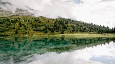 L’igiene con acqua: come Geberit AquaClean aiuta a risparmiare acqua