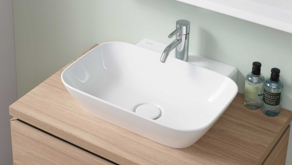 Geberit ONE Gästebadezimmer mit kleinem Aufsatzwaschbecken Geberit ONE Gästebadezimmer mit kleinem Aufsatzwaschbecken