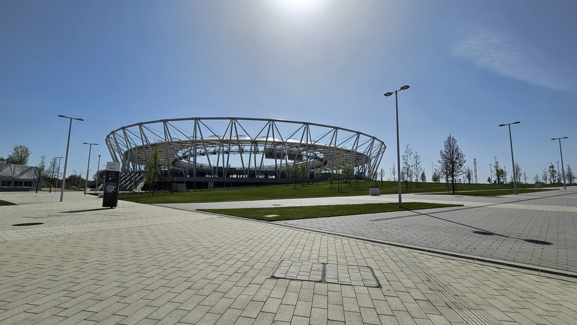 Das Stadion legt den Grundstein zum Masterplan für das Southgate Quartier in Budapest (© Geberit) Das Stadion legt den Grundstein zum Masterplan für das Southgate Quartier in Budapest (© Geberit)