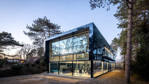 Die Villa Meijendel von Architekt Jan Pesman (© Lucas van der Wee) Die Villa Meijendel von Architekt Jan Pesman (© Lucas van der Wee)