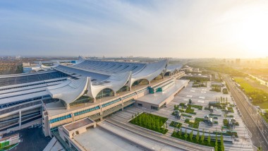 Deux grandes et huit petites vagues: la gare ondoyante de Hongdao. (© ingDESIGN Co., Ltd.)