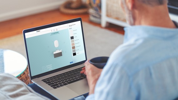 Badspiegel, Badmöbel und Unterschrank im Geberit Produkt-Finder auswählen