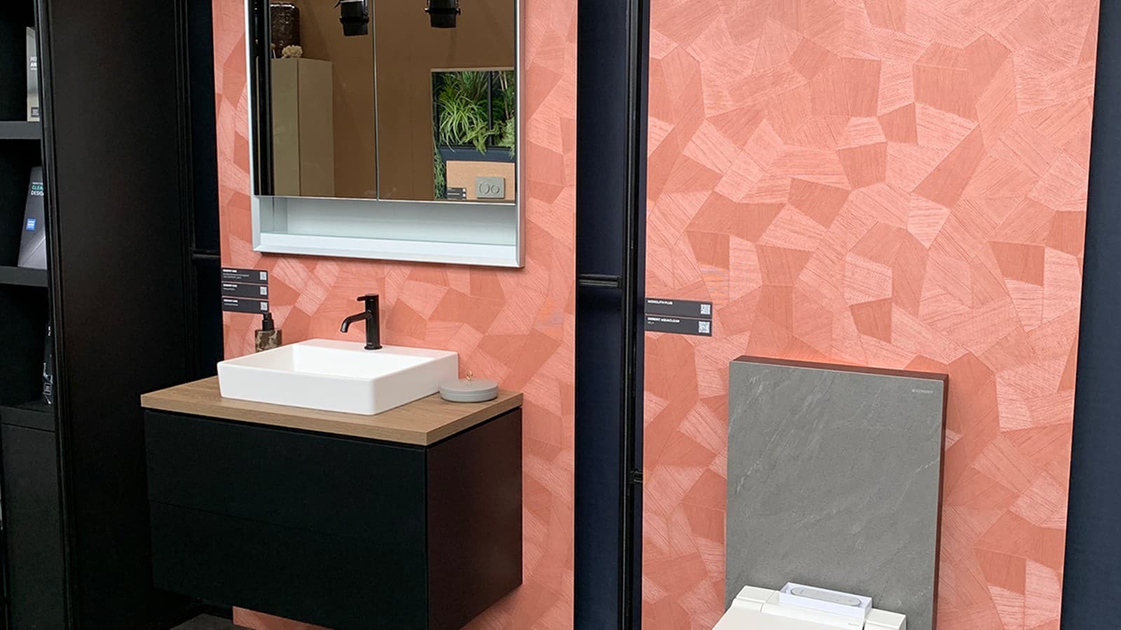 Lavabo Geberit ONE et WCdouche Geberit AquaClean Lavabo Geberit ONE et WCdouche Geberit AquaClean