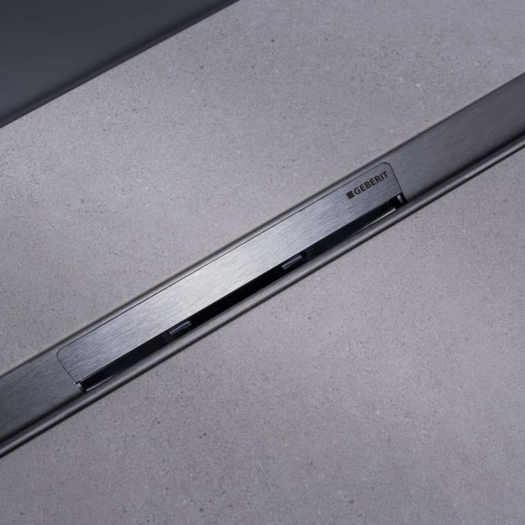 Geberit CleanLine50 in schwarz chrom Geberit CleanLine50 in schwarz chrom