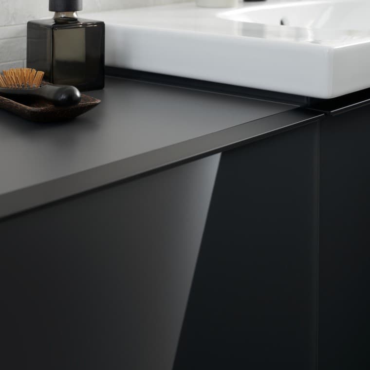 Acanto Unterschrank mit Griff in Chrom Acanto Unterschrank mit Griff in Chrom