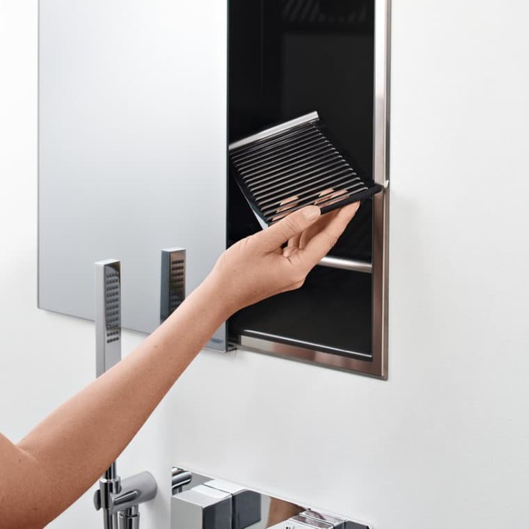 Geberit One Duschlösung mit Nischenablage Geberit One Duschlösung mit Nischenablage