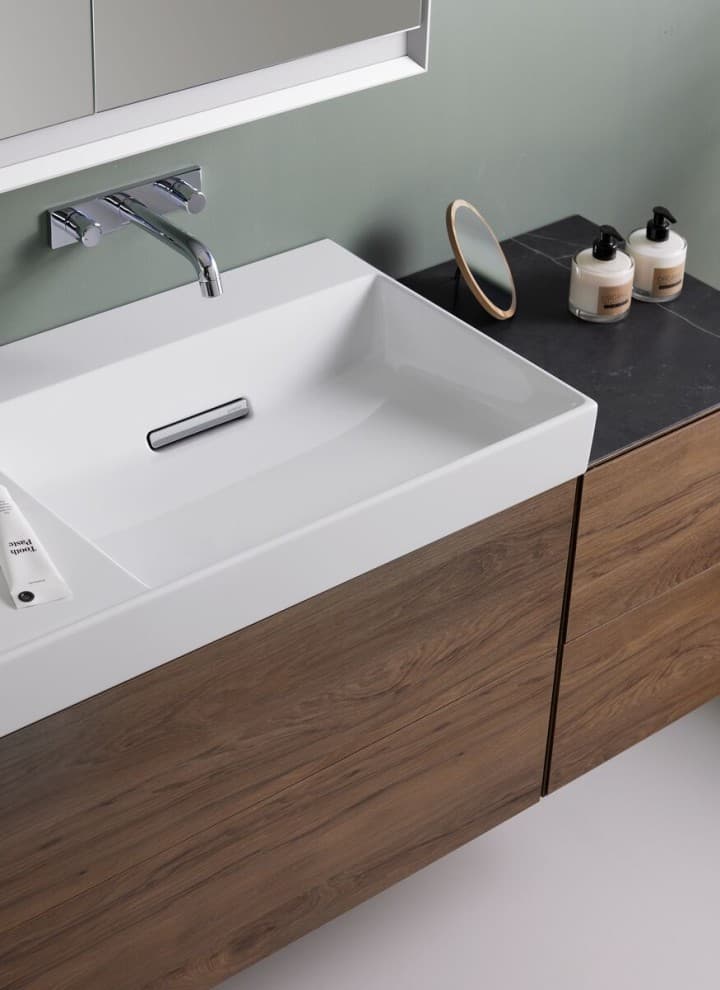 Hochwertige Ablage aus schwarzem Marmor Hochwertige Ablage aus schwarzem Marmor