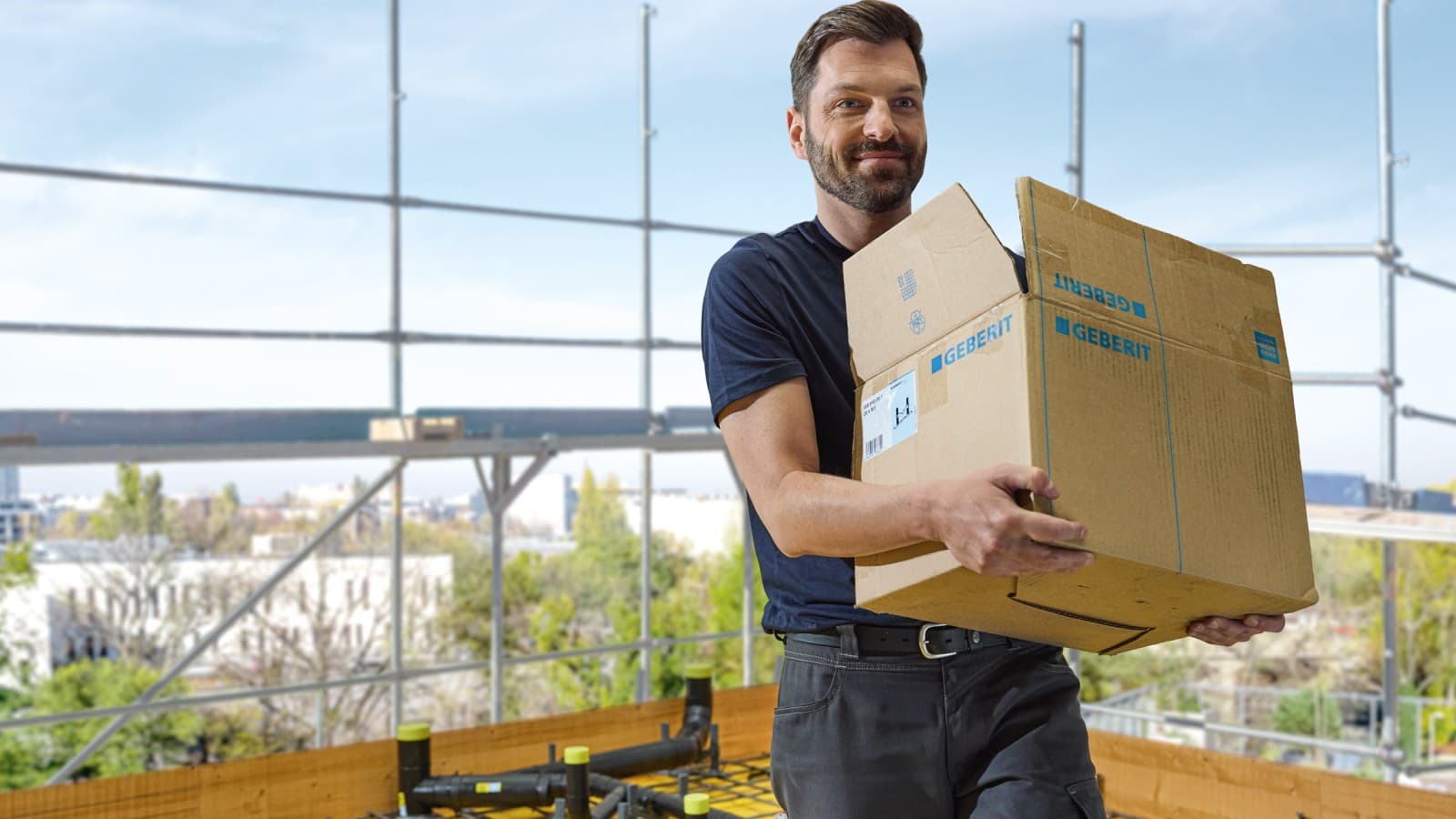 Le collier à sceller en dalle Geberit est plus facile à transporter. Le collier à sceller en dalle Geberit est plus facile à transporter.