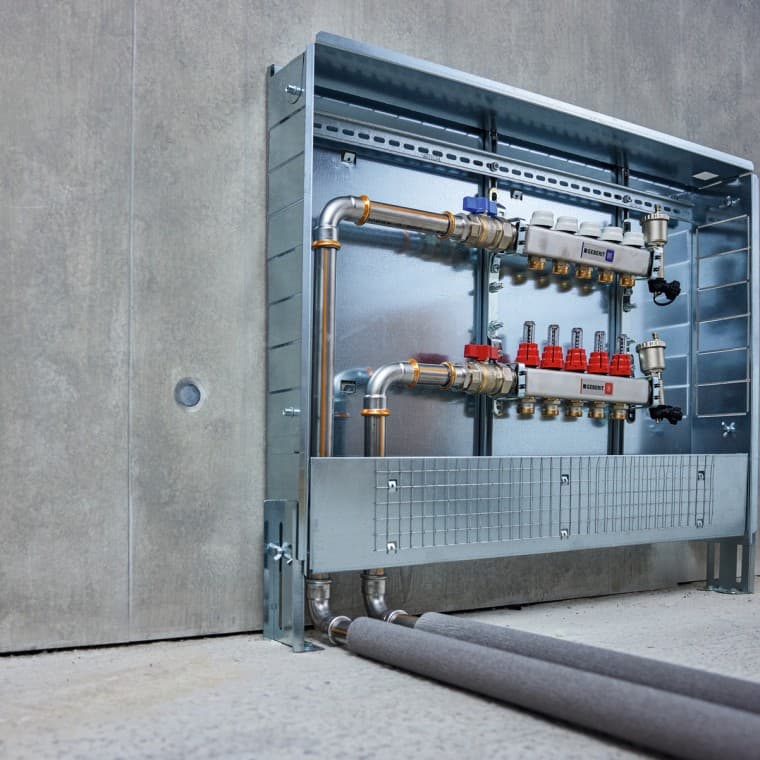 Dans les systèmes techniques du bâtiment, pour les conduites de chauffage au sol, ainsi que pour les radiateurs et les appareils de chauffage. Dans les systèmes techniques du bâtiment, pour les conduites de chauffage au sol, ainsi que pour les radiateurs et les appareils de chauffage.