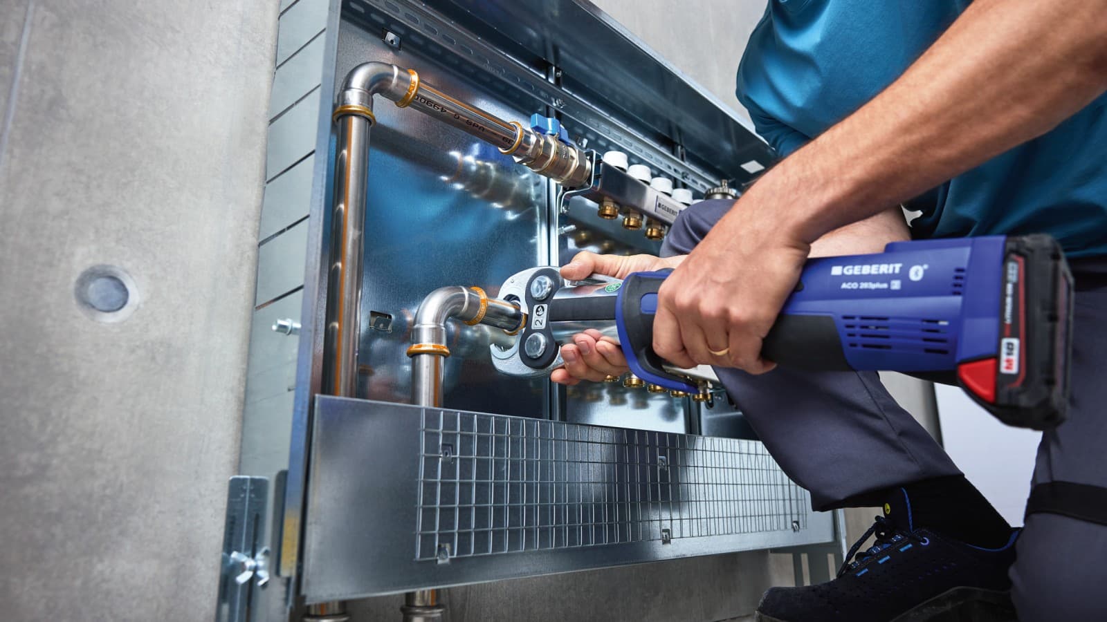 Geberit Mapress Therm Verarbeitung im Heizungsbau Geberit Mapress Therm Verarbeitung im Heizungsbau